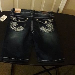 Girls Wallflower Bermuda shorts NWT